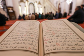 kandil-kuran-dua-aa-2182445_1