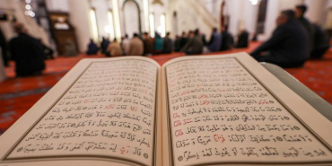 kandil-kuran-dua-aa-2182445_1