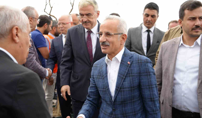 İznik Çevre Yolunu Bakan Uraloğlu’nu açtı