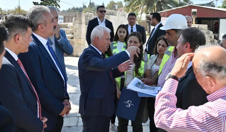 Bozbey, “Hatay Ulu Cami‘yi haziran 2026’da bitireceğiz”