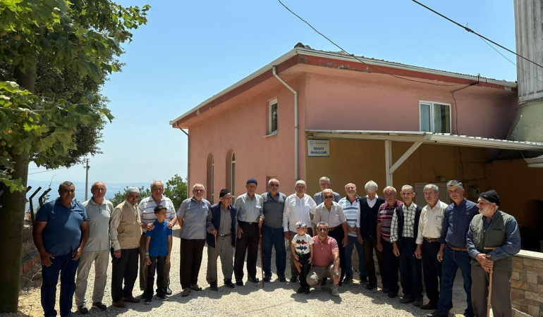 İmamı olmayan köyde vatandaşlar bakın ne yapıyor