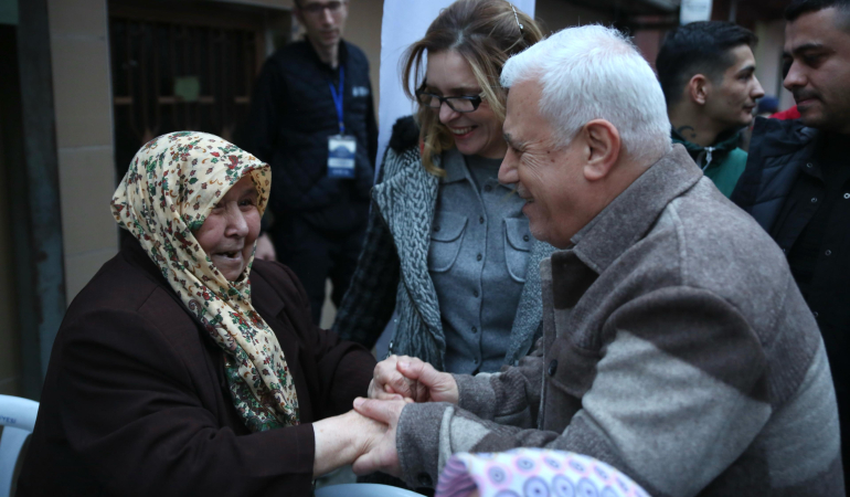 Atıcılar’da 1500 kişilik iftar sofrası