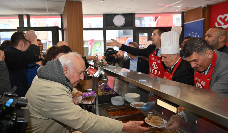 Vatan Kent Lokantası hizmete açıldı