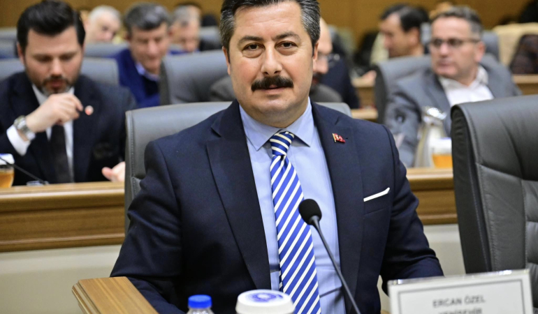 BAŞKAN ÖZEL ÖNEMLİ PROJELER AÇIKLAYACAK!