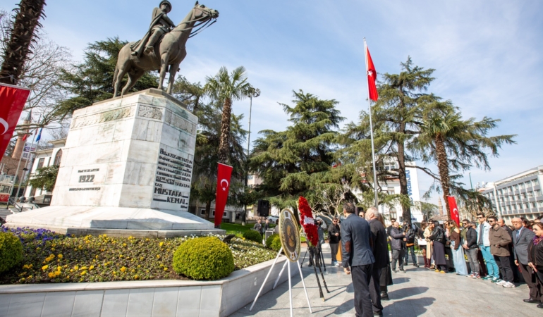 Bursa’da ‘Dünya Tiyatro Günü’ Kutlaması