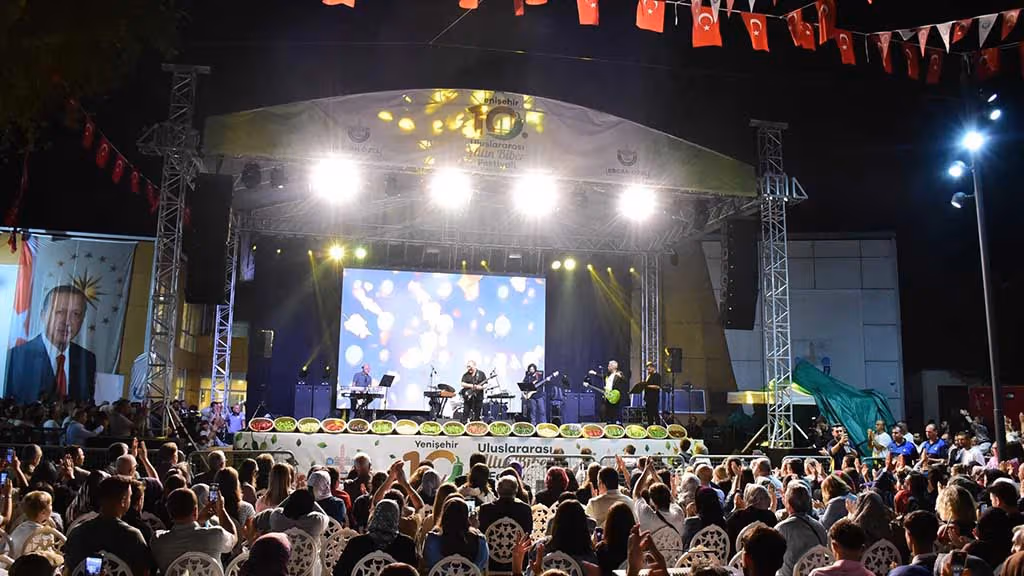 Festival (1)